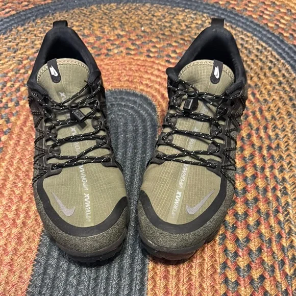 Nike Olive Green Air Max Sneakers - Picture 3 of 3